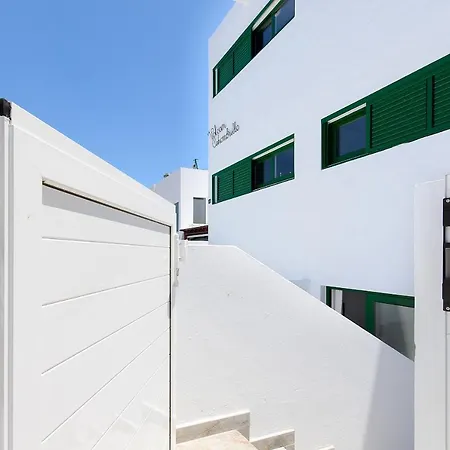 Vakantiehuis Purple Volcano - Pool And Gym In Sport Center Fariones Included By Lanzarote *