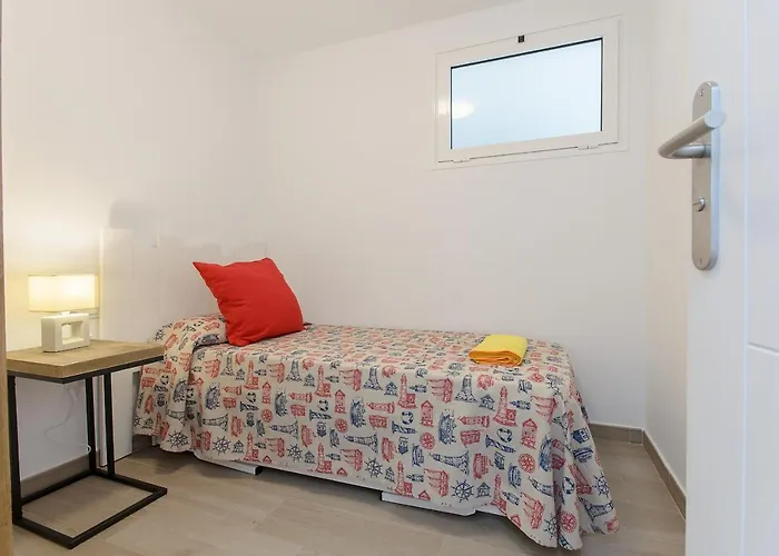 Vakantiehuis Purple Volcano - Pool And Gym In Sport Center Fariones Included By Lanzarote